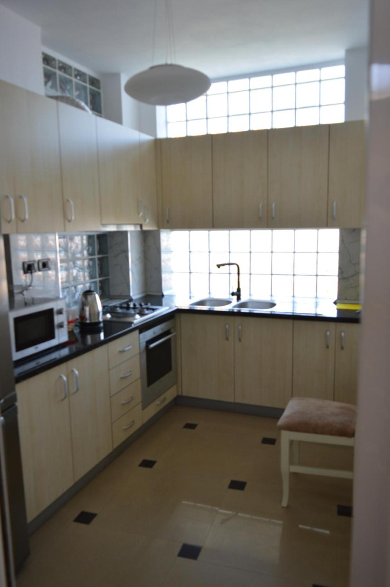 Noor Apartments Тирана Экстерьер фото